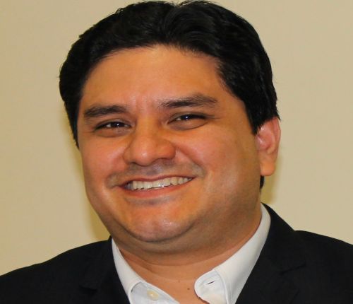 Paul Estrella, Chairman de ElastixWorld.