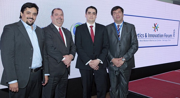 Mariano Silva, Head of Business Intelligence de Tiaxa Michael Kane, Vicepresidente del SAP’s Global Center of Excellence for Database Rodrigo Riveros, Technology Account Excecutive de SAP Humberto Parraguirre, Gerente In Motion-T1G