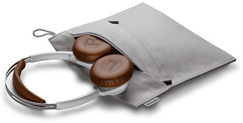 backbeat-sense-white-headset-and-case