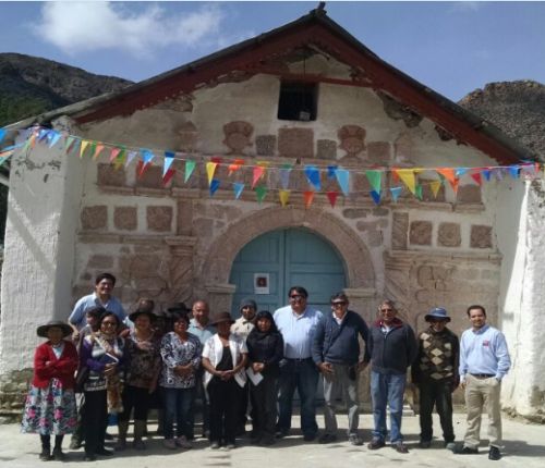 Comunidad aymara ya cuenta con Internet y telefonía