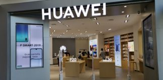 Huawei inaugura su tienda más grande en Chile