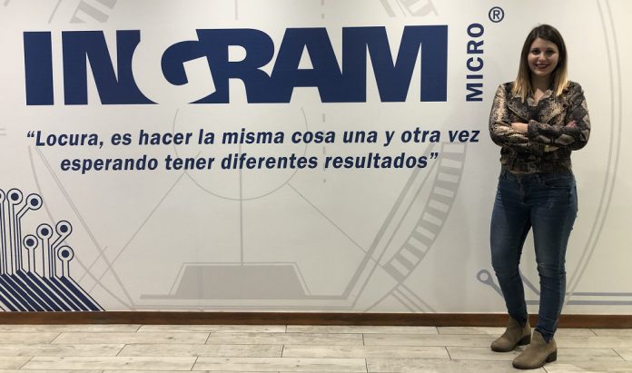 Camila Díaz, Product Manager Accesorios ingram micro