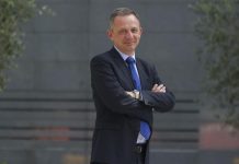 HP designa a Enrique Lores como su nuevo CEO