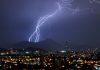Tripp Lite lo ayuda a proteger sus equipos y datos de los cortes de energía