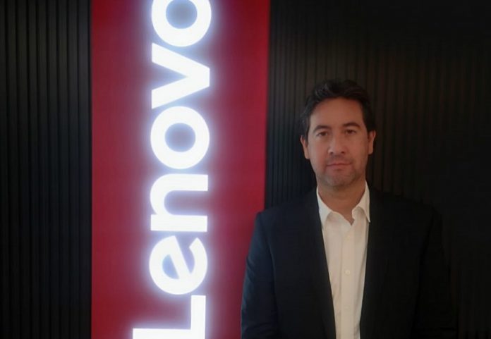Lenovo-Francisco-Valenzuela