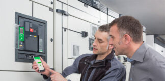 Schneider Electric celebra el Día del Electricista con descuentos y sorpresas