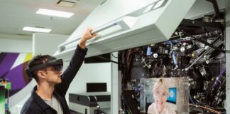 HP lanza el primer servicio de realidad mixta para la impresión industrial