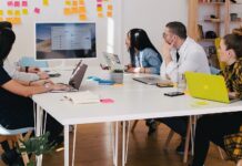 Canon actualiza los flujos de trabajo con impresión y tecnología