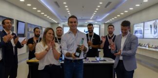 Samsung reinaugura tres nuevas tiendas presenciales en Santiago y Temuco