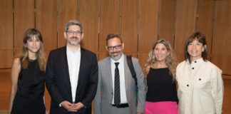 Amazon Web Services y Universidad de Chile capacitan a funcionarios públicos