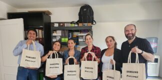 Intcomex Chile y Samsung visitan a cliente y destacan oportunidad en Tablets