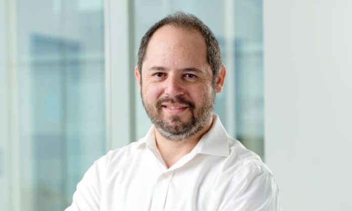 Nicolás Deino, Director Ejecutivo para la Industria Financiera de Accenture Chile.