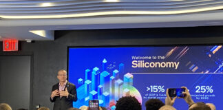 Intel presentó sus nuevos procesadores Core Ultra y Xeon de 5° generación, con capacidades de IA