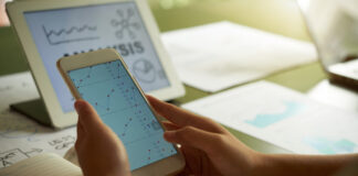 Cómo los siete mil millones de smartphones que hay en el mundo podrían afectar la sostenibilidad de los centros de datos