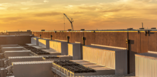 Vertiv y Compass Datacenters trabajan en conjunto para agilizar la implementación de enfriamiento líquido Vertiv trabaja en conjunto con Compass Datacenters.