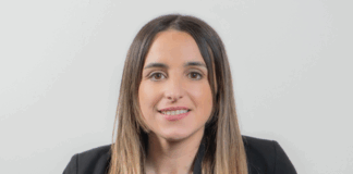 Claves para impulsar su oferta de la mano de Acronis y Licencias OnLine Mariela Giussani, BDM de Acronis en Licencias OnLine.