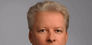 HPE presenta innovaciones de seguridad y protección de datos avanzadas impulsadas por IA en Black Hat USA 2025 David Hughes, vicepresidente sénior y gerente general de SASE y seguridad de HPE Networking.