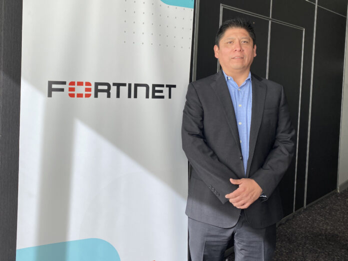 Portada Martín Hoz - SVP de Ingeniería para Latam, el Caribe y Canadá de Fortinet