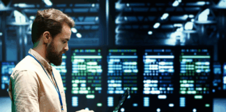 Digitalización y descarbonización: la dupla clave de la transición energética en centros de datos el-desarrollador-identifica-los-problemas-del-servidor