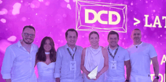 Primera mujer suramericana en ganar el premio DCD Woman of the Year Marta Sanchez Premio DCD Women of the year 2025