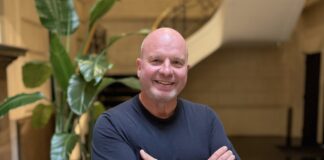 Gert Van Erum, de i3CONNECT: “Brindamos soluciones de alta calidad que permiten al canal generar valor junto a nosotros” Gert Van Erum, Presidente Ejecutivo de i3CONNECT.
