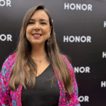 Camila Antonucci, PR Manager de HONOR en Chile.