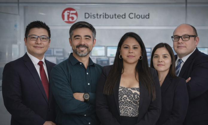 Wilson Sigcha, Hernán Mella, Jannet Taboada, Diana Palomino y Jesús Ugalde equipo regional Licencias OnLine de F5.