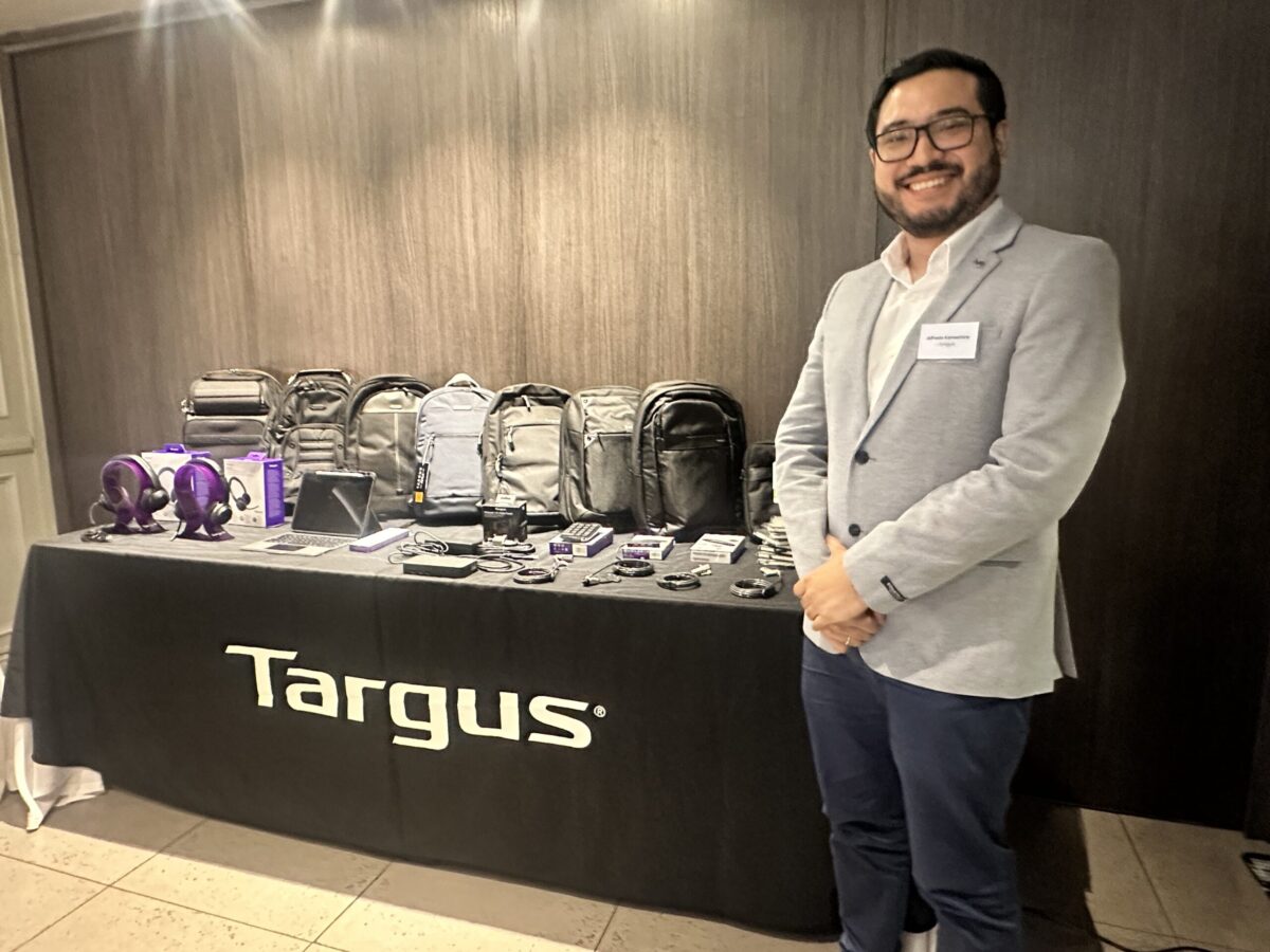 Alfredo Kanashiro, Regional Sales Manager de Targus