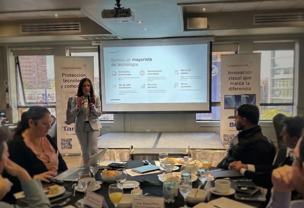 Ana María Arreola, Directora Comercial y de Marketing en CompuSoluciones.
