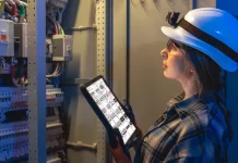 Por qué la infraestructura trifásica es clave para la continuidad empresarial en Latinoamérica Schneider Electric Infraestructura trifasica