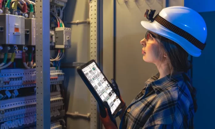 Schneider Electric Infraestructura trifasica