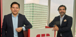 Fortinet apuesta por plataformas y servicios para transformar la ciberseguridad en Chile Andrés Pérez, Vicepresidente de Ventas para Chile; y Gonzalo García, Vicepresidente de Ventas para América del Sur, en Fortinet.