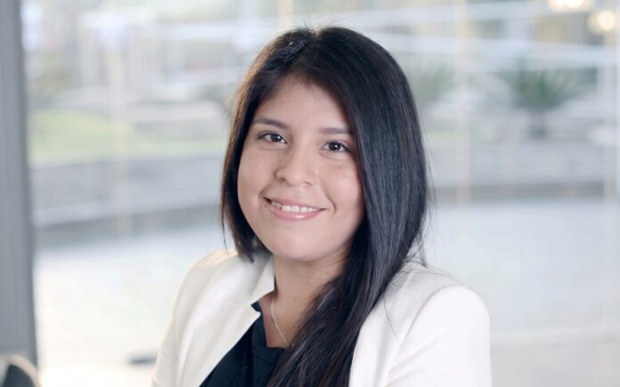 Gabriela Hidalgo, Product Manager de Kaspersky en Licencias Online para Perú. Gabriela Hidalgo, Product Manager de Kaspersky en Licencias Online para Perú.