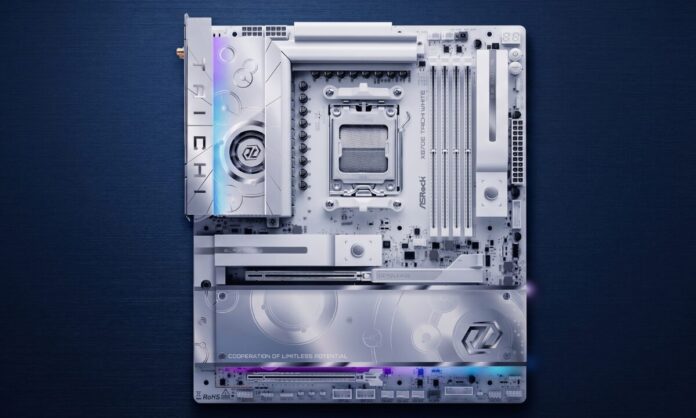 X870E Taichi White.