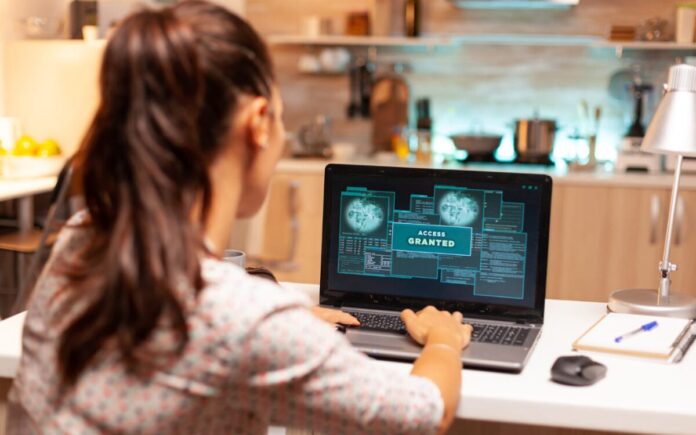 Kaspersky revela que ciberdelincuentesusan herramientas como ChatGPT, Claude y DeepSeek para atacar a PyMEs.
