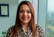 Motorola Solutions designa nueva directora de canales para el Territorio Sur de Latinoamérica Andrea Valenzuela es la primera mujer en ocupar un cargo de dirección comercial territorial en Motorla Solutions en el negocio de canal.