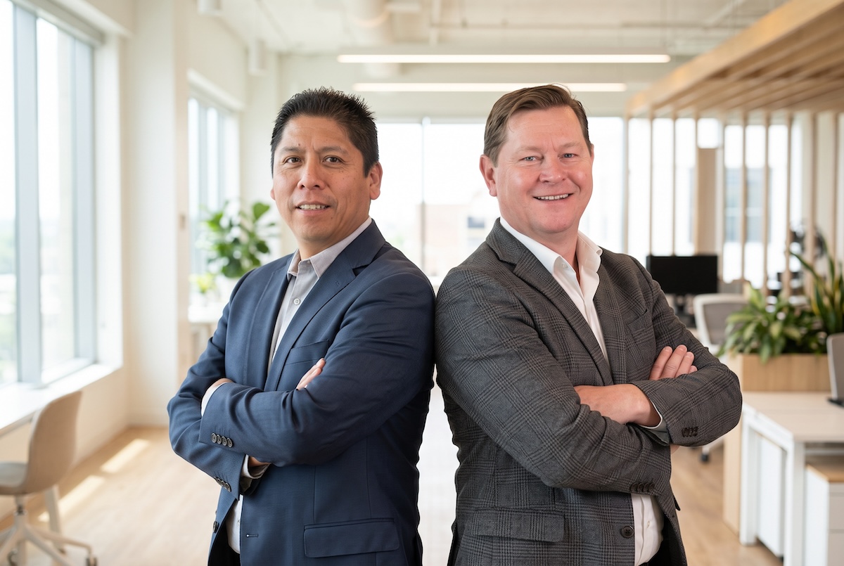 Martín Hoz y Carl Windsor, de Fortinet Martín Hoz y Carl Windsor, de Fortinet: La aplicación de parches en dispositivos expuestos a Internet debe ser una prioridad ante el avance de las herramientas automatizadas.
