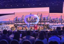 Oracle anuncia una inversión de US$1.000 millones para acelerar el crecimiento de sus socios Mike Sicilia, Director Ejecutivo en Oracle, durante el evento celebrado en Las Vegas.